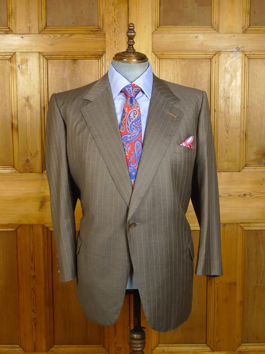 22/0321 beautiful 2007 maurice sedwell savile row bespoke brown pin-stripe wool suit w/ paisley linings 46 regular