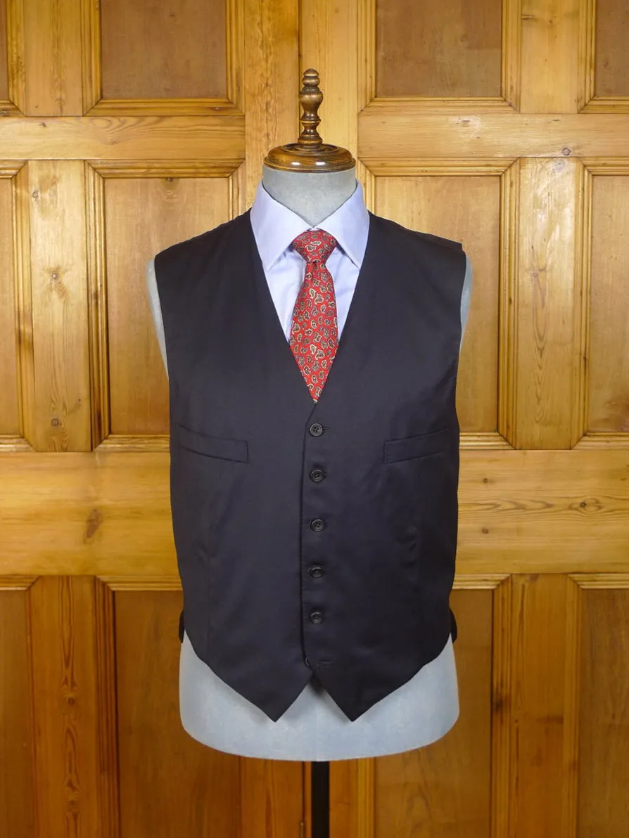 23/0727 immaculate 2009 maurice sedwell savile row bespoke dark navy blue superfine wool waistcoat 40-41 regular to long