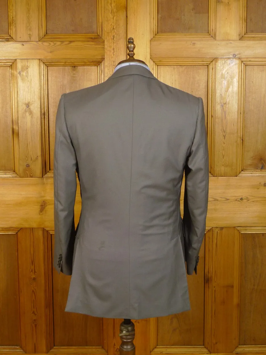 23/0850 henry rose 2014 savile row bespoke superfine 180s luxury wool taupe 3 piece suit 40 short to regular