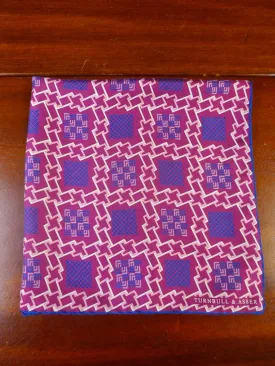 24/0322 TURNBULL & ASSER JERMYN ST. MAROON GEOMETRIC PATTERN ALL SILK POCKET SQUARE