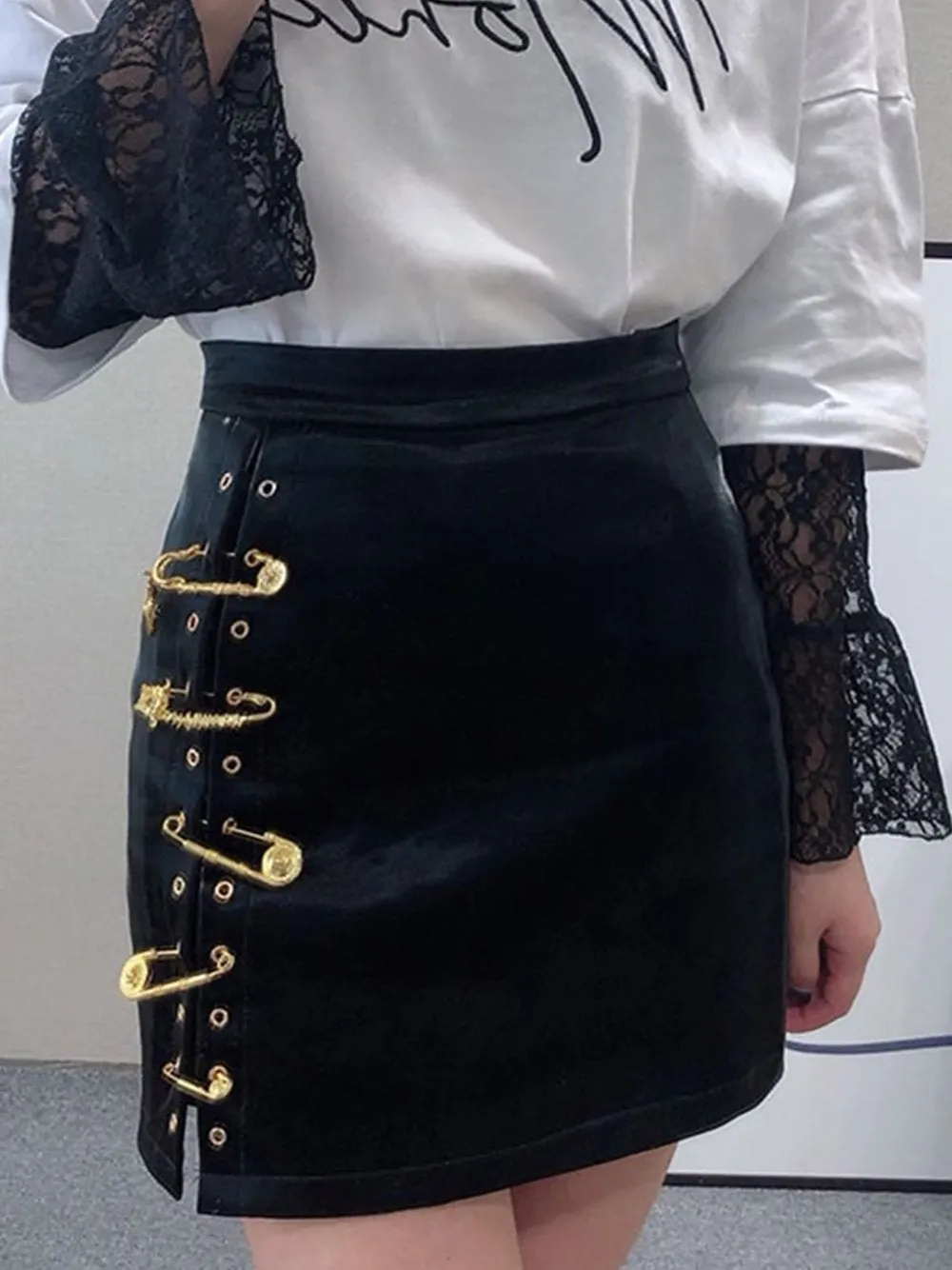 Asymmetrical Pins Leather Skirt