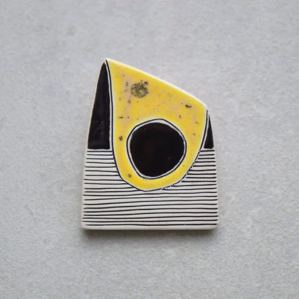 Ceramic brooch - Yellow