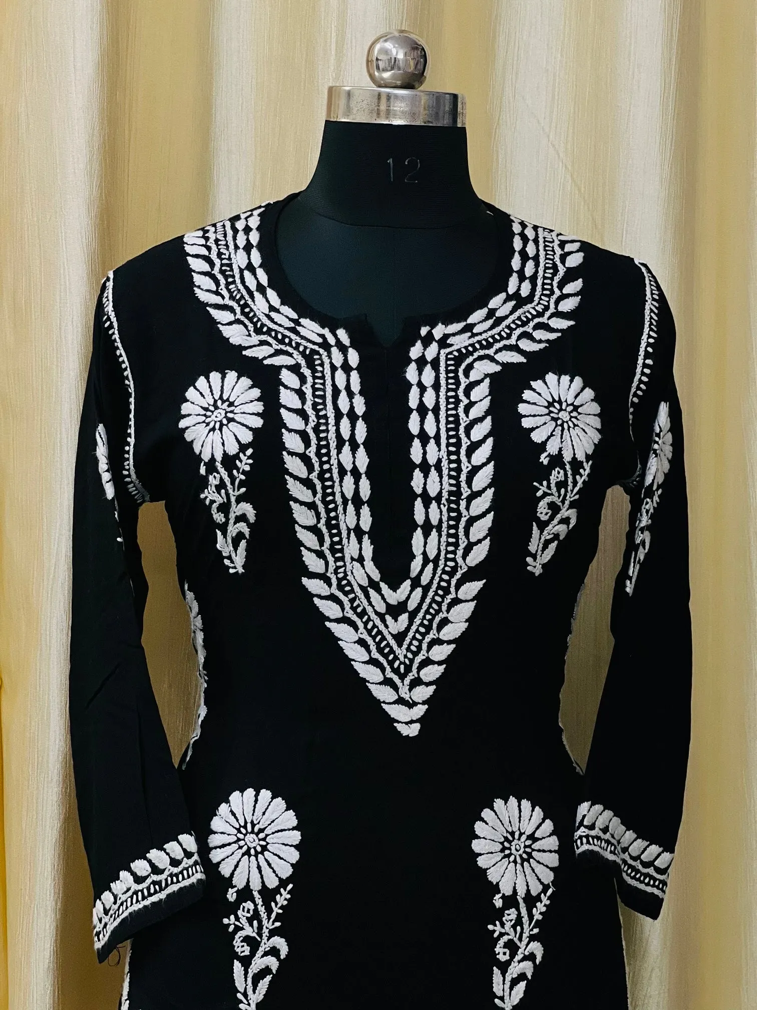 Chikankari Kurti