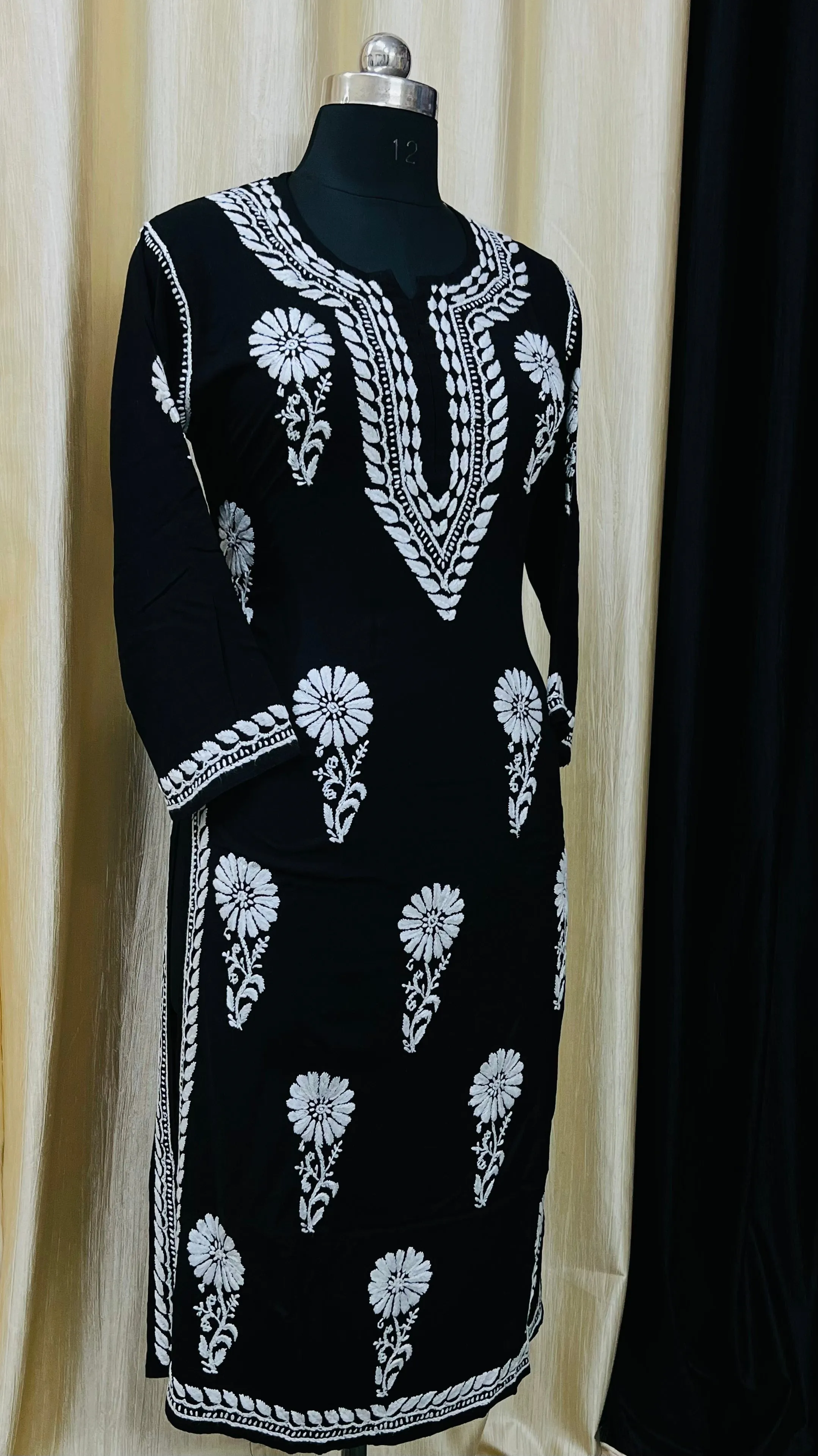 Chikankari Kurti