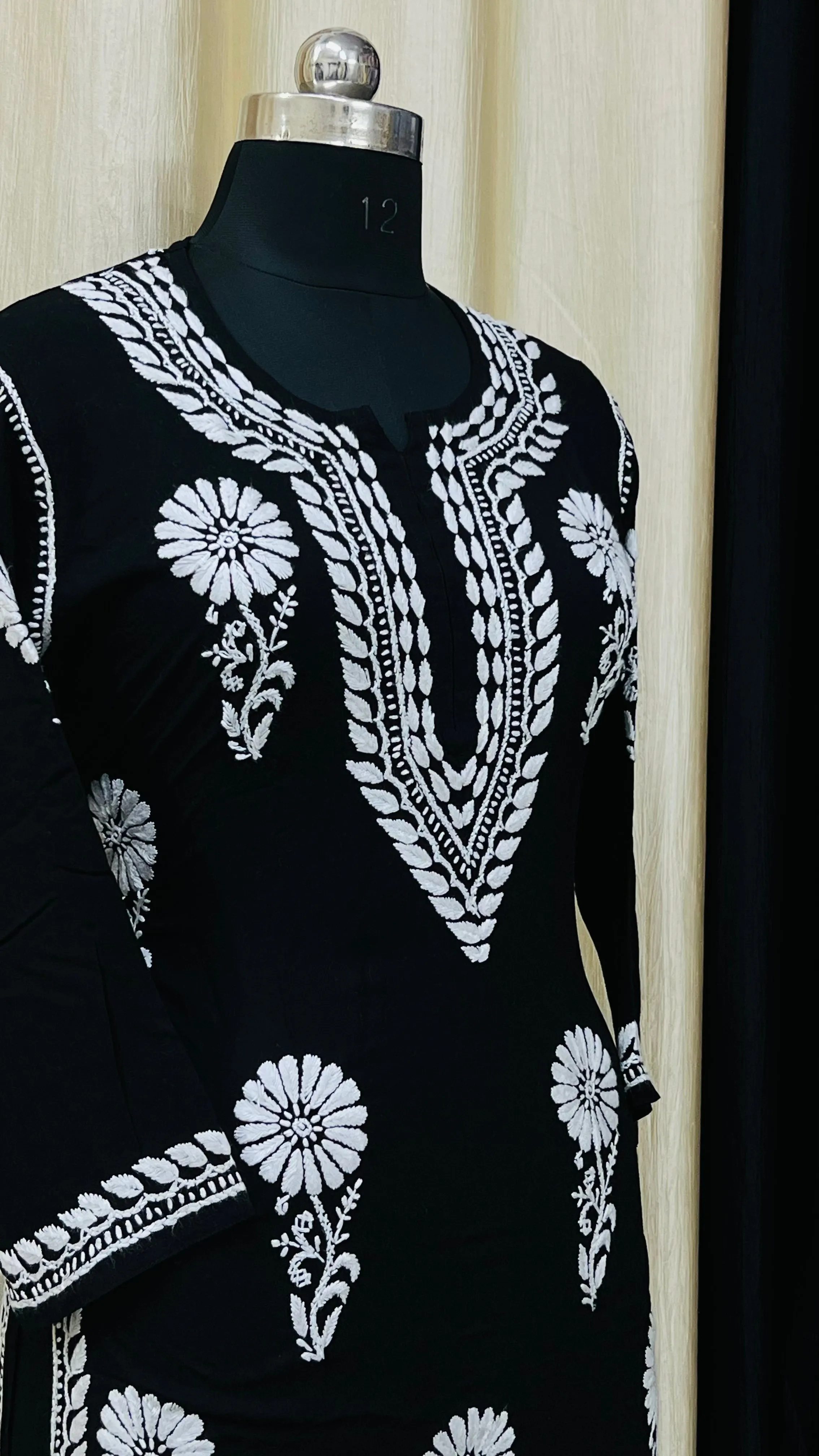 Chikankari Kurti