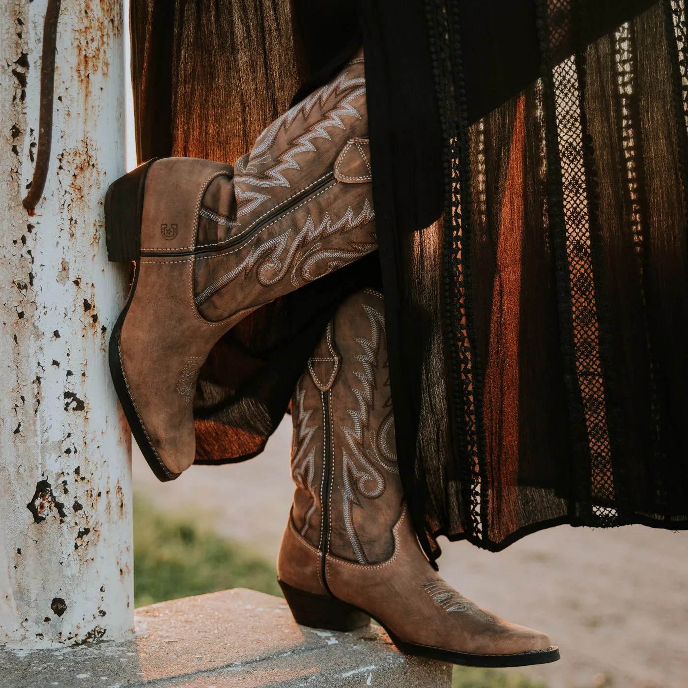 DurangoÂ Dream Catcherâ Womens Distressed Brown Western Boot