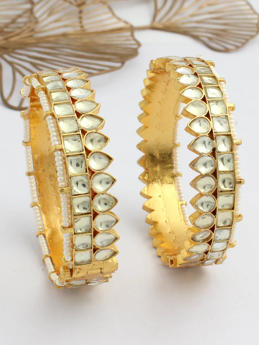 Gaurvi Bangle Set