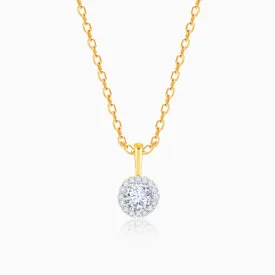 Gold Stunning Cluster Diamond Pendant