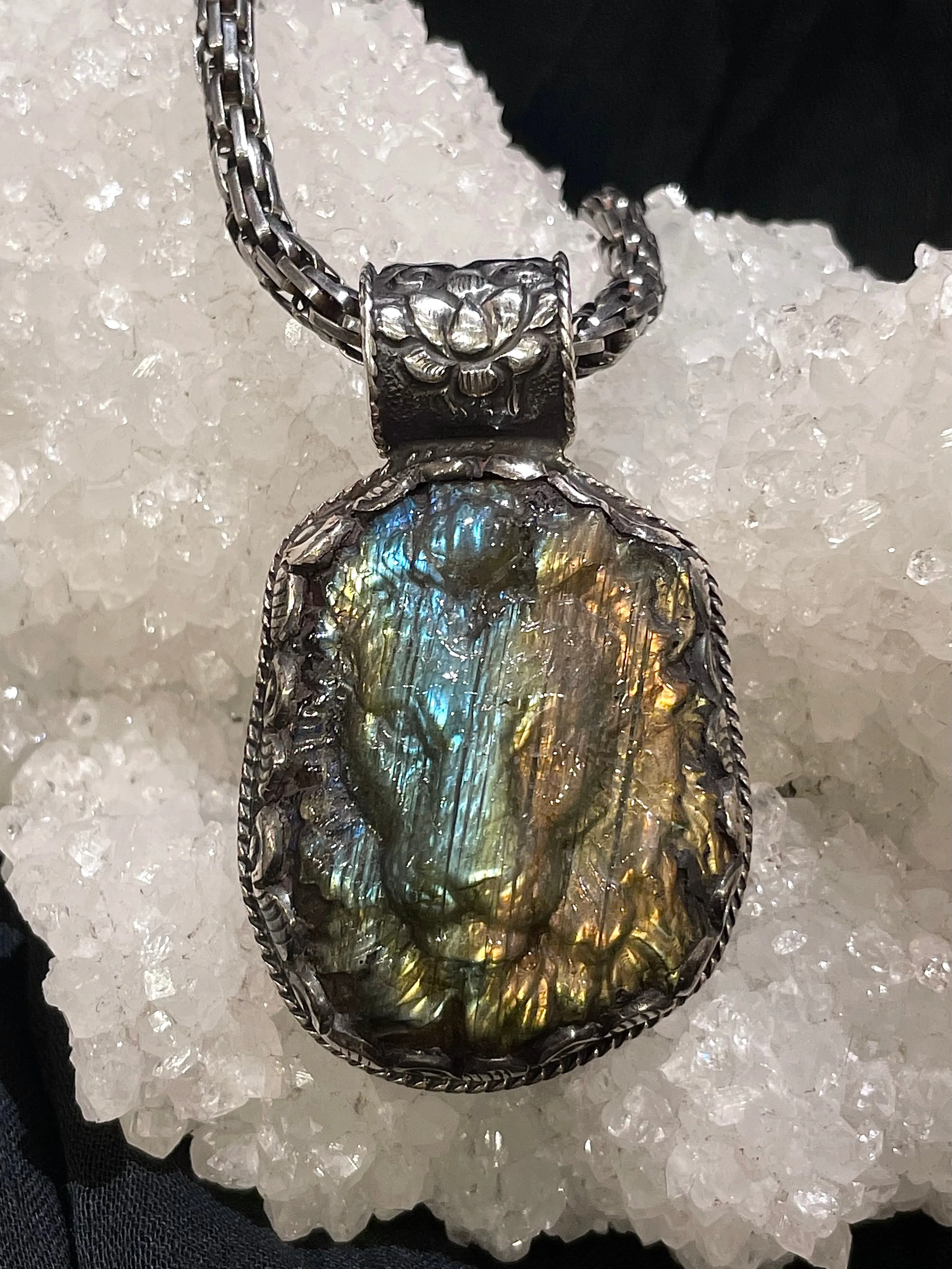 Lion Labradorite Pendant