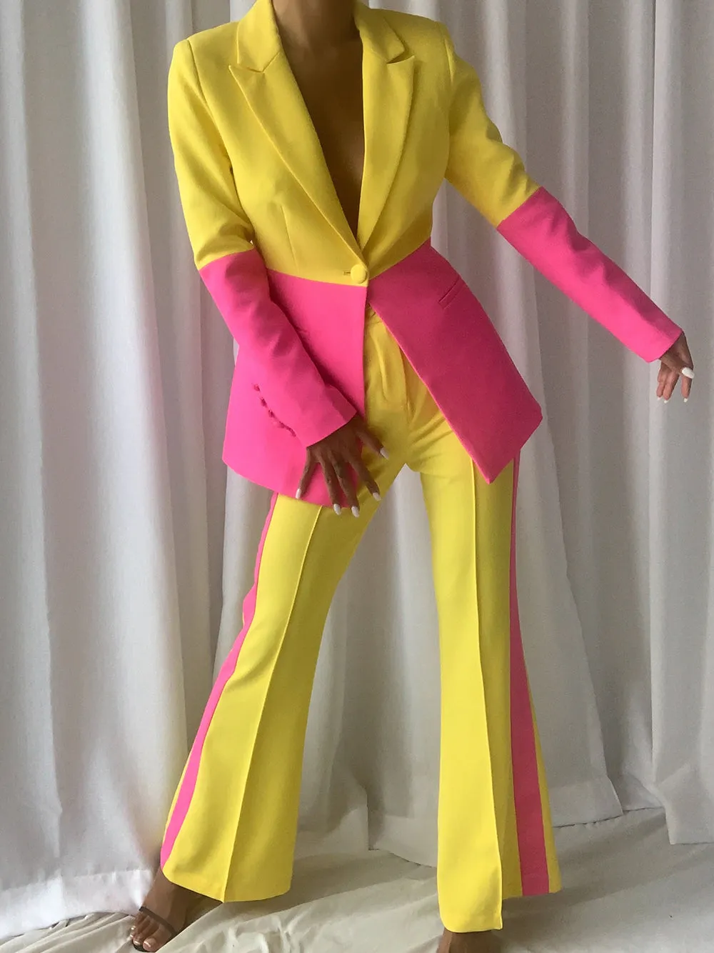 PETELE Blazer & Pants Set in Yellow & Pink