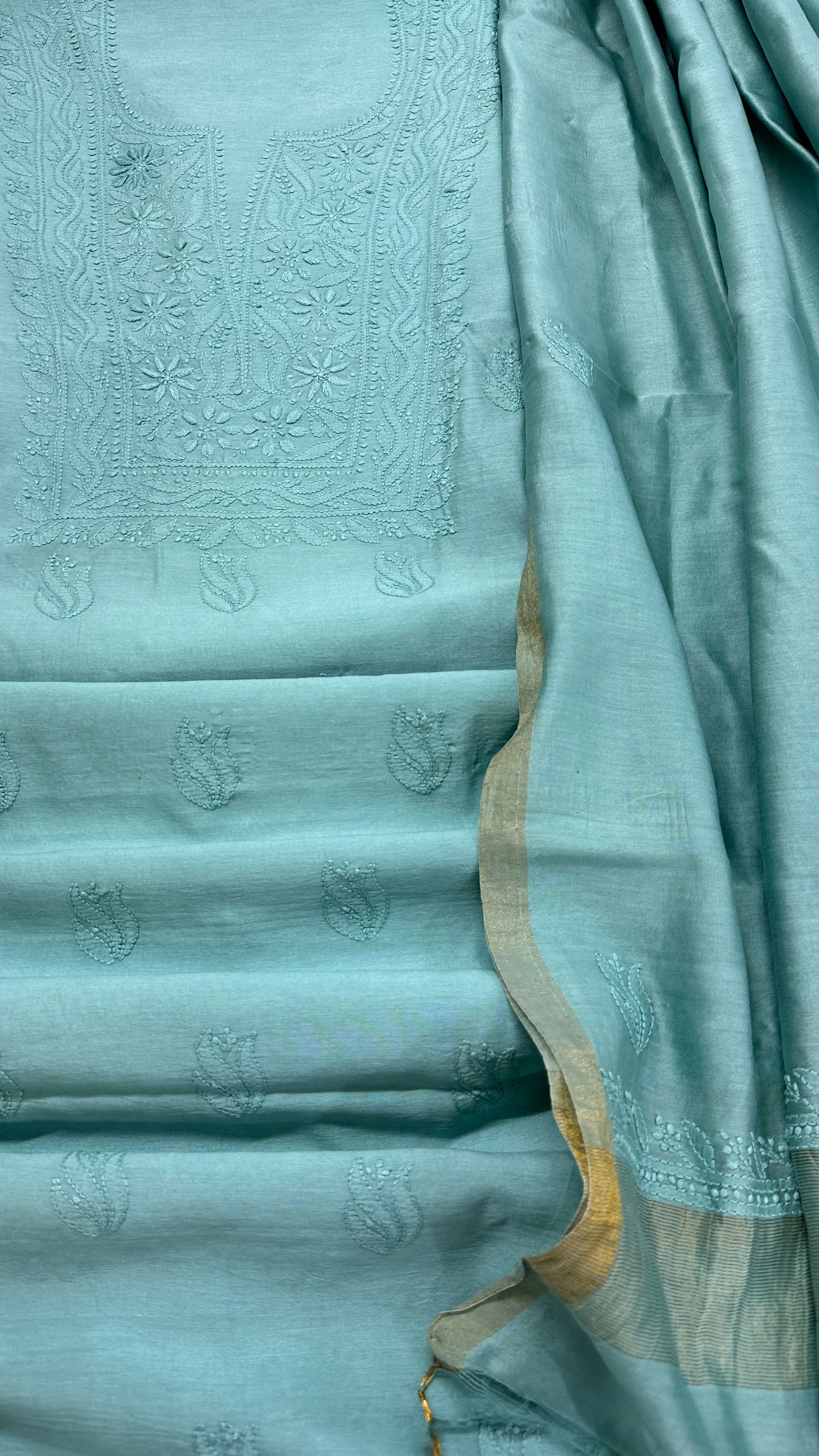 Unstiched chikankari 2peace suits